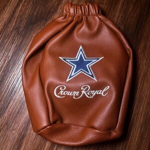 SOLD Crown Royal Gameday Bottle Faux Leather Bag Dallas Cowboys Limited Edition